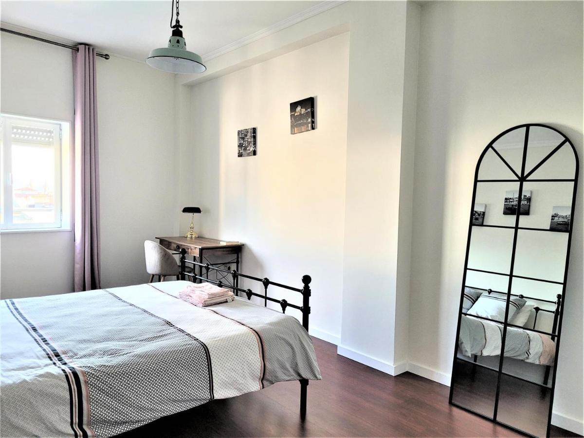 Charm City Center Apt 140M2 & Free Parking Apartment บรากา ภายนอก รูปภาพ