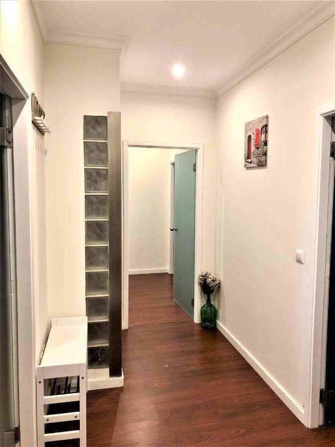 Charm City Center Apt 140M2 & Free Parking Apartment บรากา ภายนอก รูปภาพ